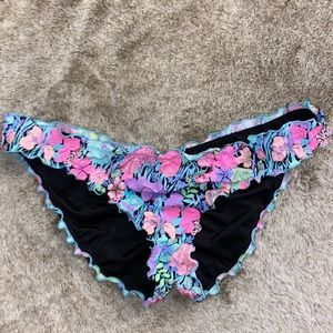Floral scrunched bikini bottoms